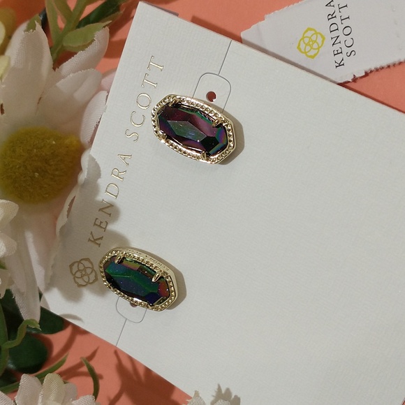 Kendra Scott Ellie Earrings - Picture 3 of 4